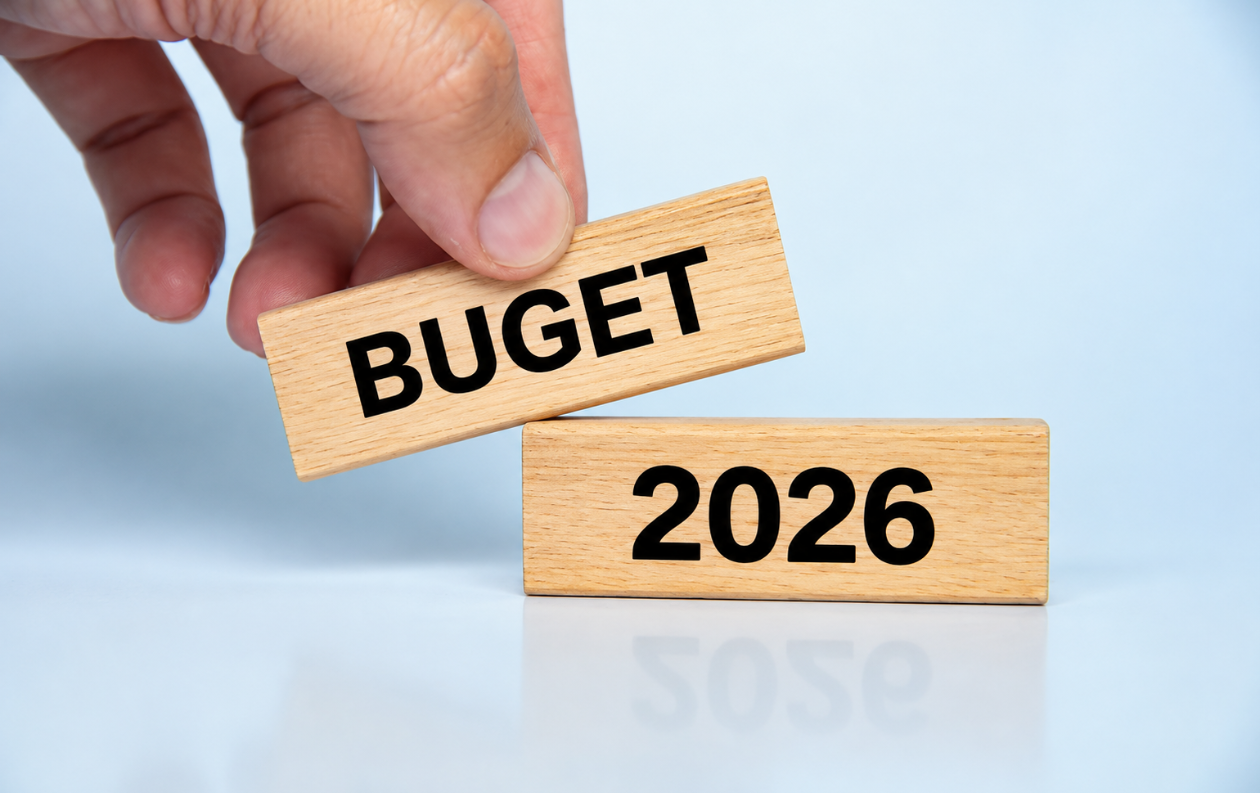 Expertul economic Viorel Gîrbu pentru INFODEBIT: Veniturile Bugetului Public Național au scăzut în anul curent, fiind susținute de creșterea încasărilor  fiscale în termeni reali cu 3,7%